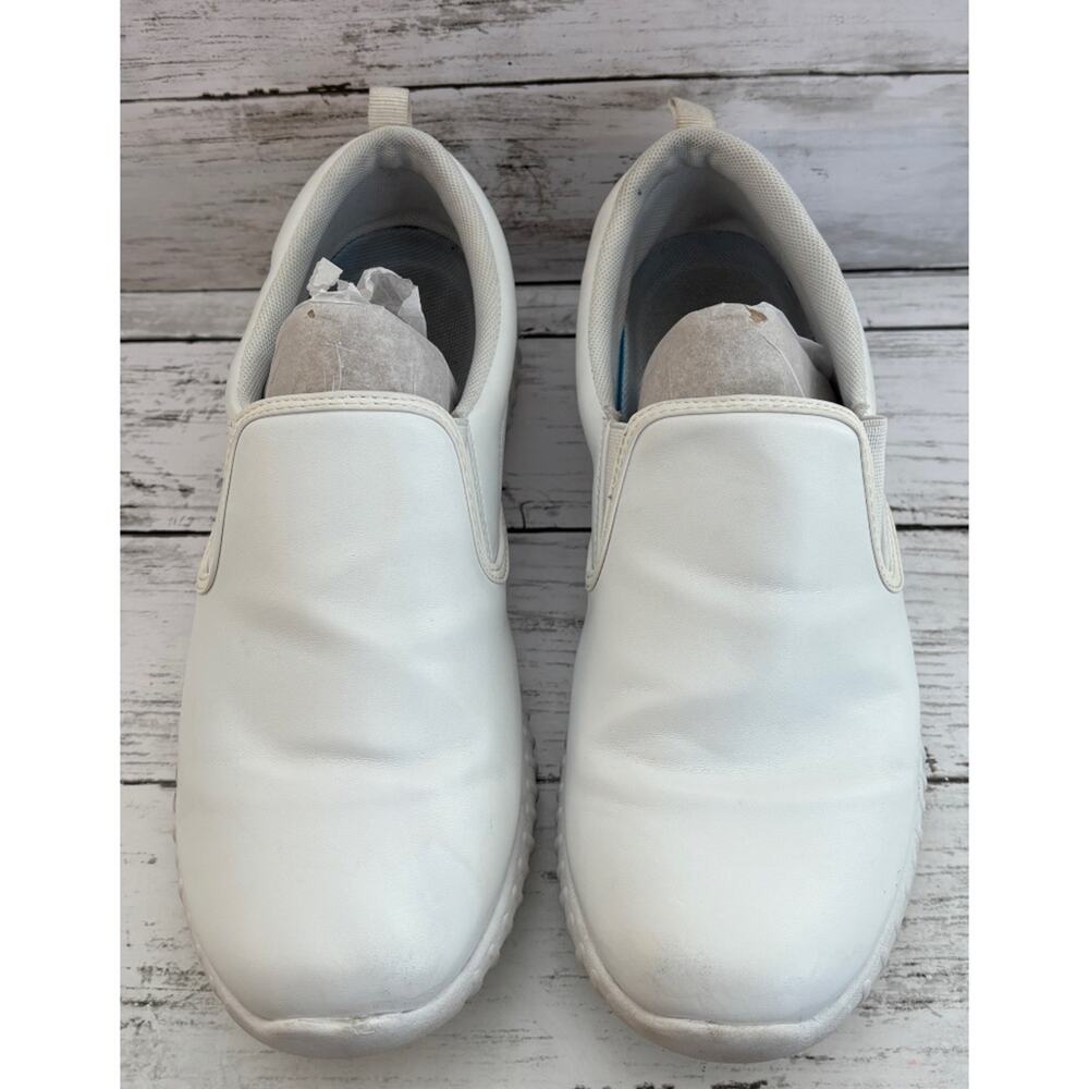 Savvy Danny White Nursing Shoes (Womens Size 9)